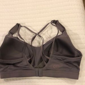 Sports bra